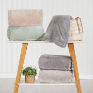 Manta de Microfibra Lisa Flannel Plush Casal